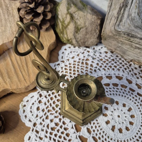 Vintage Brass Candle Holder with S Handle - Picture 5 of 12